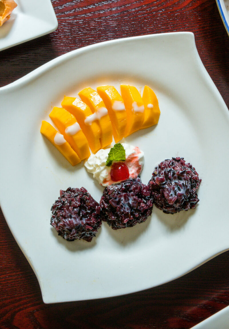TasteOfThai_StickyRiceWithFreshMangos
